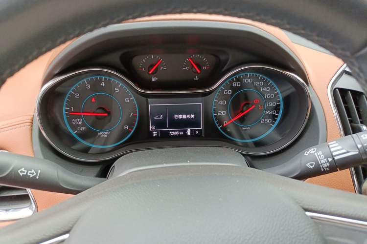 Used Chevrolet Cruze 2017 1.4T Hatchback Dual-Clutch Lingfeng Edition Instrument Cluster