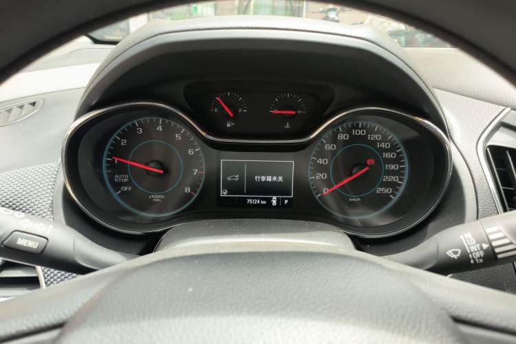 Used Chevrolet Cruze 2017 1.5L Automatic Pioneer Sunroof Edition Instrument Cluster
