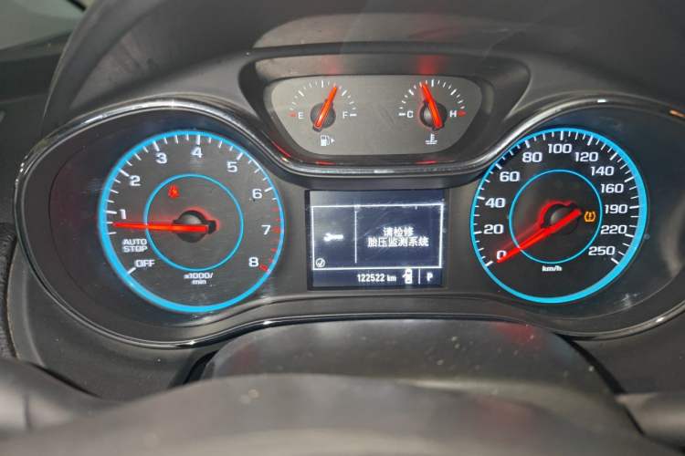 Used Chevrolet Cruze 2017 1.5L Automatic Pioneer Sunroof Edition Instrument Cluster