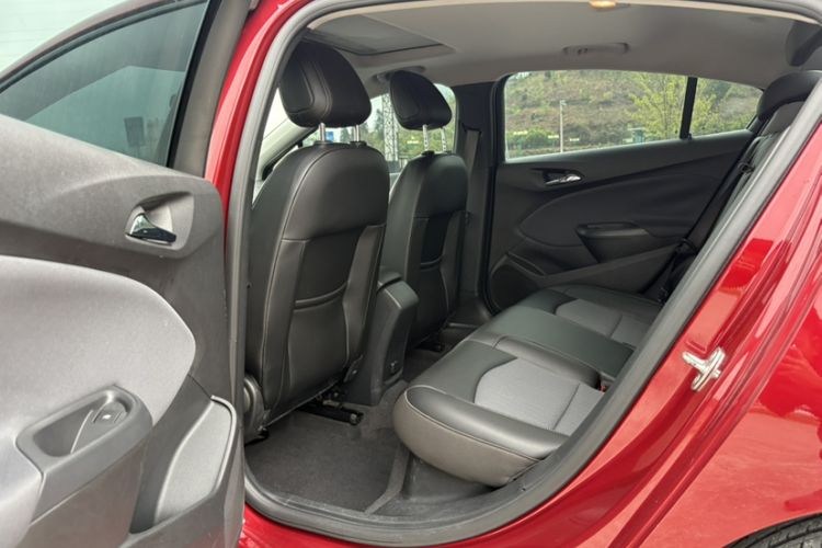Used Chevrolet Cruze 2017 1.5L Automatic Xuanfeng Edition Interior 12