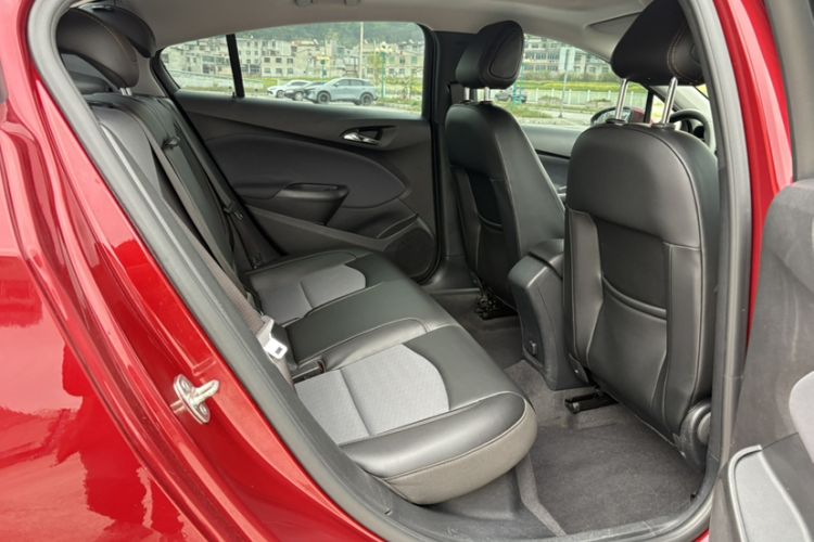 Used Chevrolet Cruze 2017 1.5L Automatic Xuanfeng Edition Interior 5