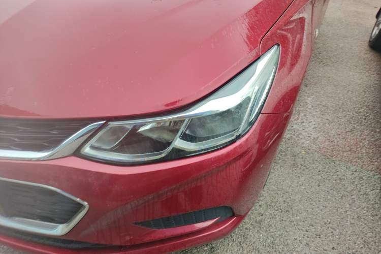 Used Chevrolet Cruze 2017 1.5L Manual Pioneer Edition Left Front Headlight