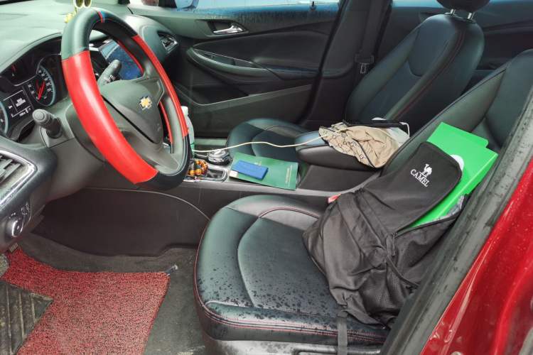 Used Chevrolet Cruze 2017 1.5L Automatic Pioneer Sunroof Edition Left Front Seat