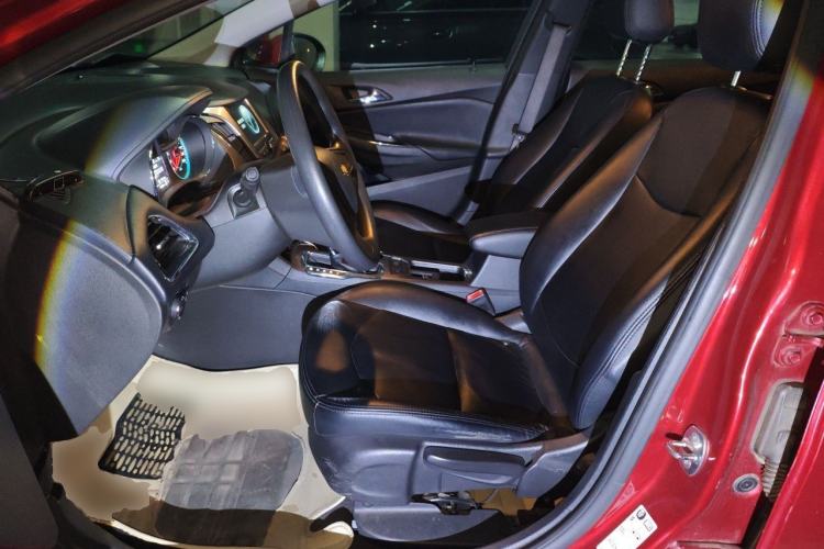 Used Chevrolet Cruze 2017 1.5L Automatic Pioneer Sunroof Edition Left Front Seat
