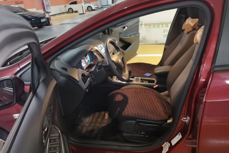 Used Chevrolet Cruze 2017 1.5L Automatic Pioneer Sunroof Edition Left Front Seat