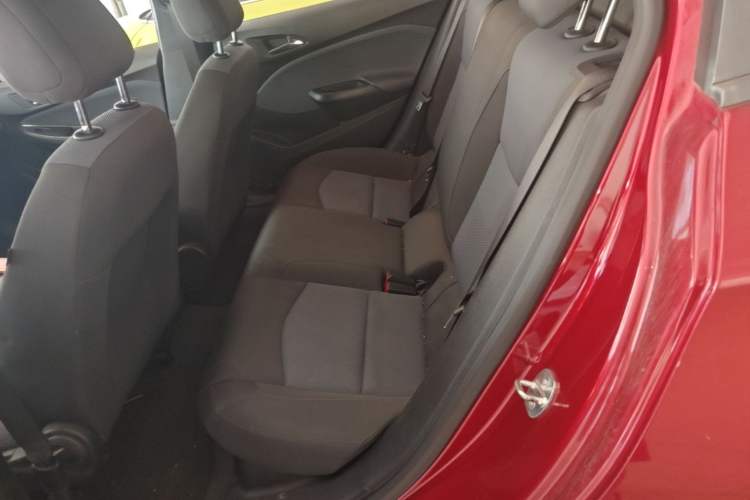 Used Chevrolet Cruze 2017 1.4T Dual-Clutch Pioneer Sunroof Edition Left Rear Seat