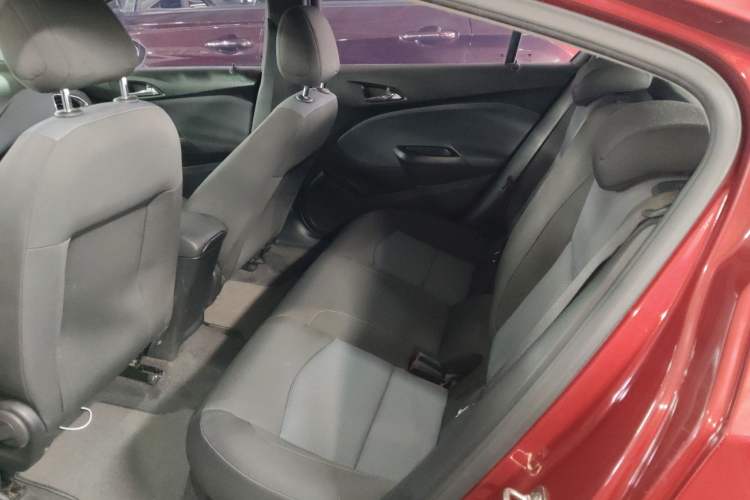 Used Chevrolet Cruze 2017 1.5L Hatchback Manual Pioneer Edition Left Rear Seat