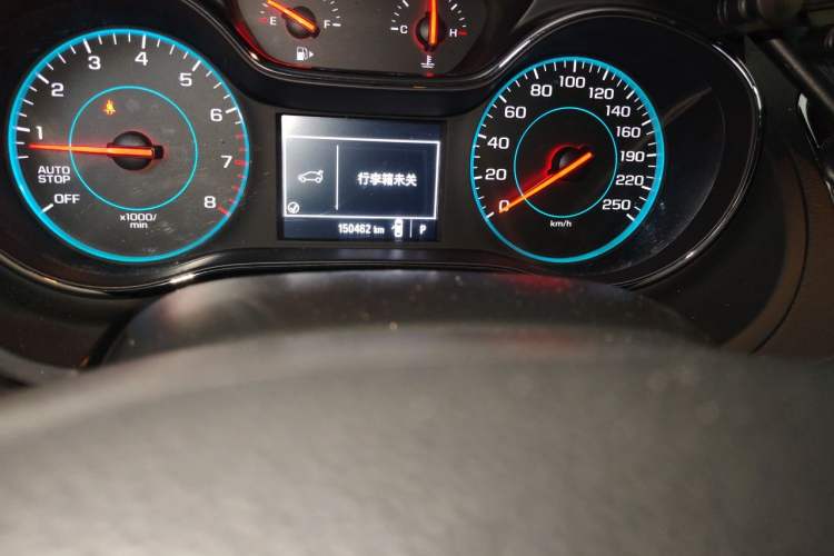 Used Chevrolet Cruze 2017 1.5L Automatic Pioneer Sunroof Edition Odometer Close Up