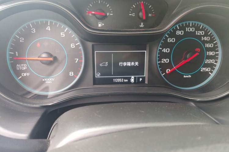 Used Chevrolet Cruze 2017 1.5L Automatic Pioneer Sunroof Edition Odometer Close Up