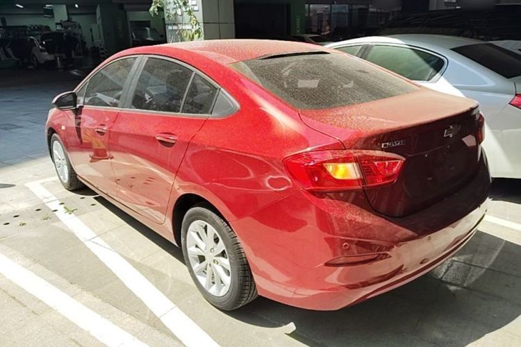 Used Chevrolet Cruze 2017 1.5L Manual Pioneer Edition Rear Left 45 Deg