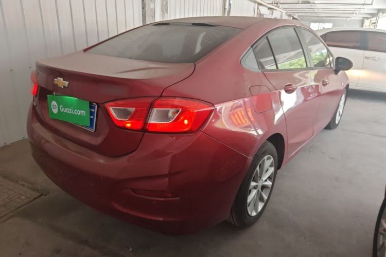Used Chevrolet Cruze 2017 1.4T Dual-Clutch Pioneer Sunroof Edition Rear Right 45 Deg