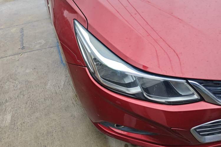 Used Chevrolet Cruze 2017 1.5L Hatchback Automatic Xuanfeng Edition Right Front Headlight