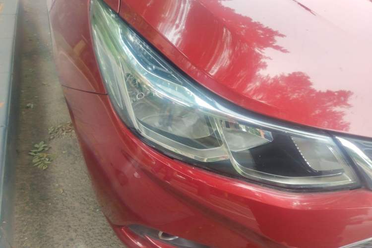 Used Chevrolet Cruze 2017 1.4T Dual-Clutch Xuanfeng Edition Right Front Headlight
