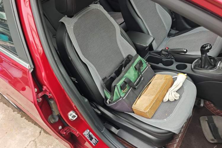 Used Chevrolet Cruze 2017 1.5L Manual Xuanfeng Edition Right Front Seat