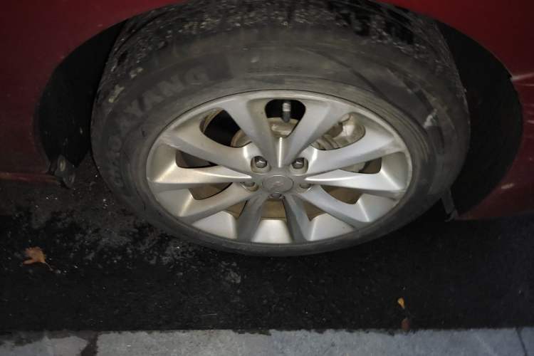Used Chevrolet Cruze 2017 1.5L Automatic Xuanfeng Edition Right Front Wheel Hub