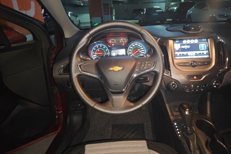 Used Chevrolet Cruze 2017 1.5L Automatic Xuanfeng Edition Steering Wheel
