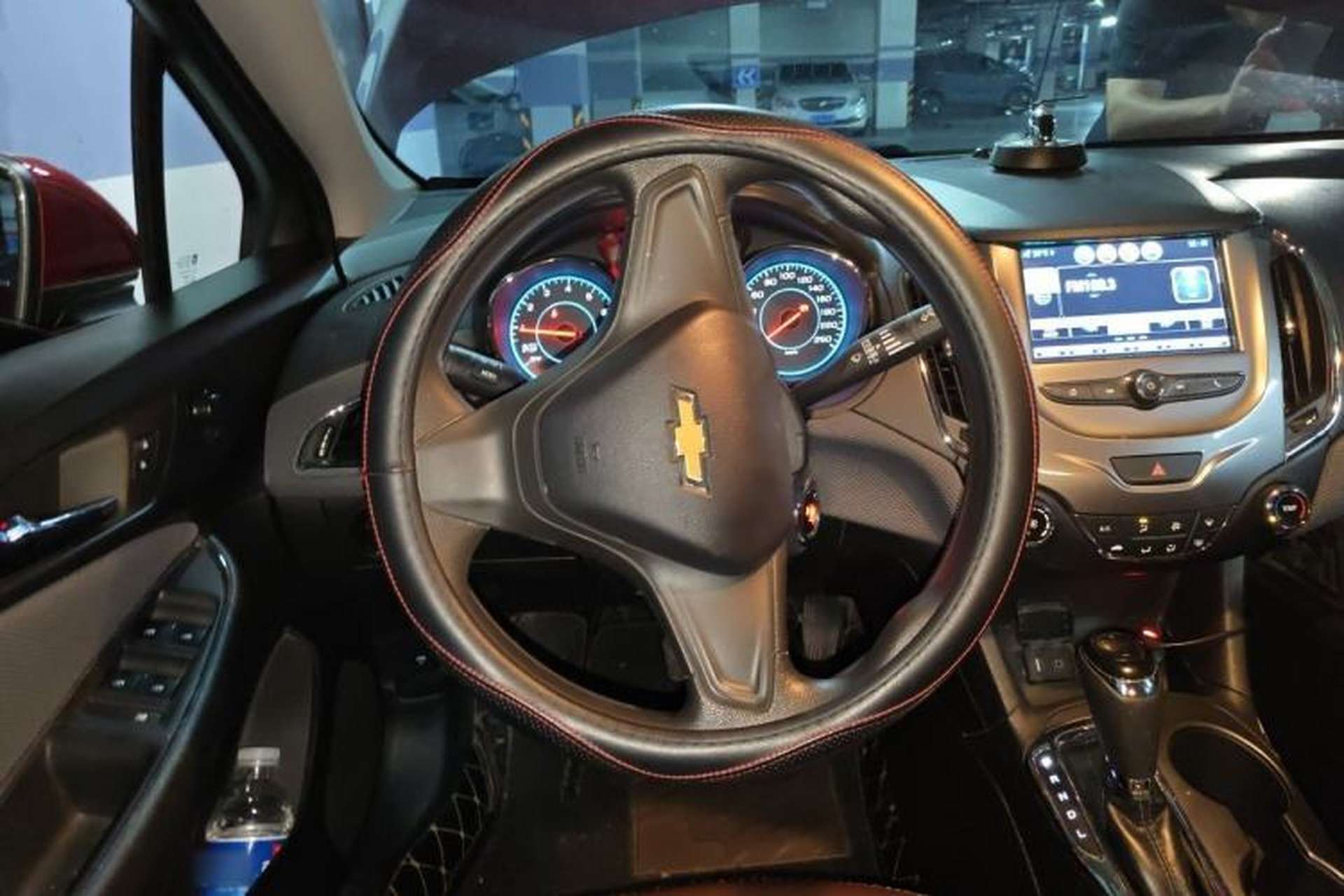 Used Chevrolet Cruze 2017 1.5L Automatic Pioneer Sunroof Edition Steering Wheel