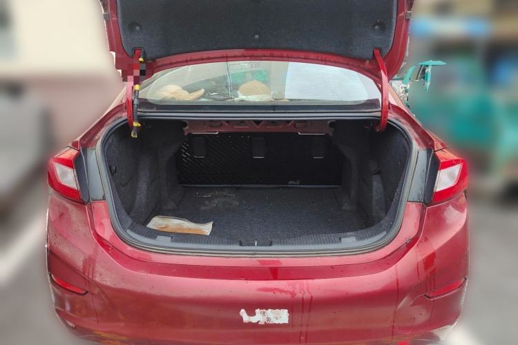 Used Chevrolet Cruze 2017 1.5L Automatic Pioneer Sunroof Edition Trunk