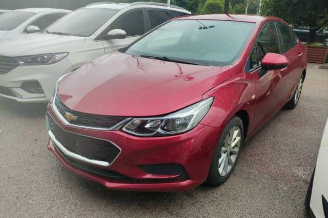 Ojetý Chevrolet Cruze 2017 1.5L Manual Pioneer Edition