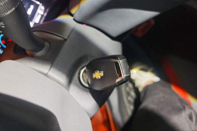Used Chevrolet Cruze 2017 1.5L Automatic Pioneer Sunroof Edition Vehicle Key