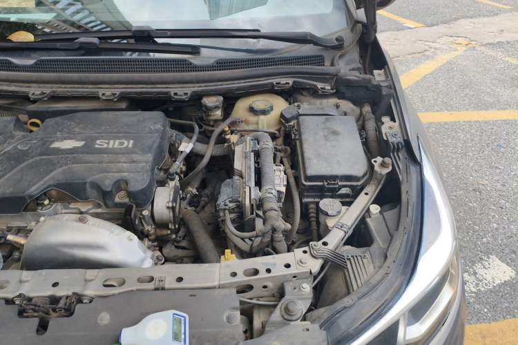Used Chevrolet Cruze 2017 1.5L Automatic Pioneer Sunroof Edition Engine Bay Left