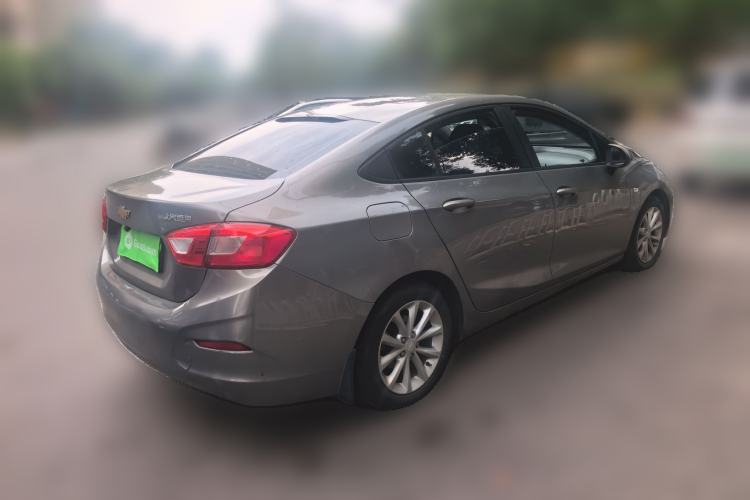 Used Chevrolet Cruze 2017 1.5L Automatic Pioneer Sunroof Edition Exterior 5