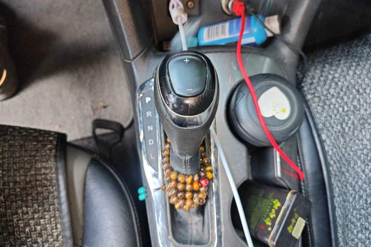 Used Chevrolet Cruze 2017 1.5L Automatic Pioneer Sunroof Edition Gear Lever