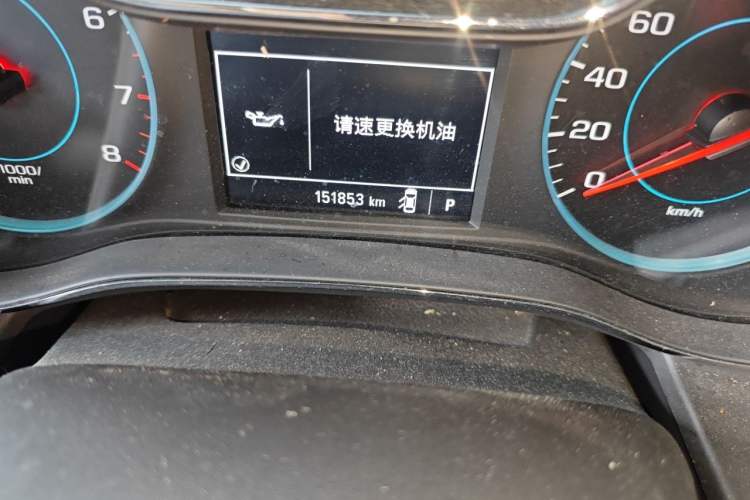 Used Chevrolet Cruze 2017 1.5L Automatic Pioneer Sunroof Edition Odometer Close Up