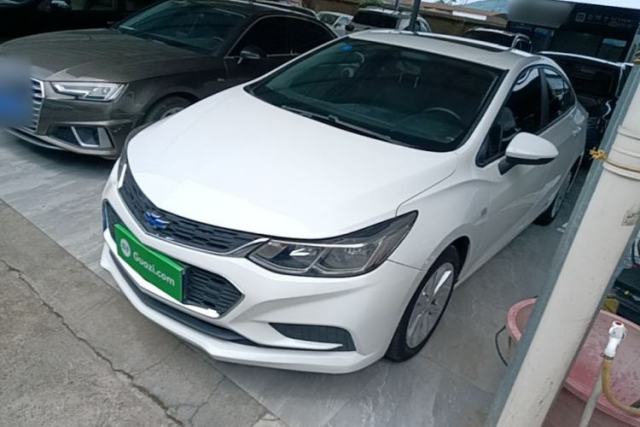 Used Chevrolet Cruze 2017 1.5L Automatic Pioneer Sunroof Edition