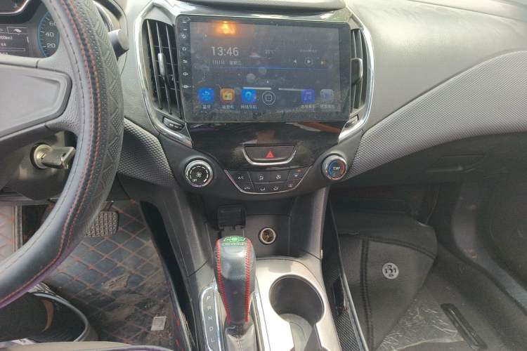 Used Chevrolet Cruze 2017 1.5L Automatic Pioneer Sunroof Edition Audio And AC Panel