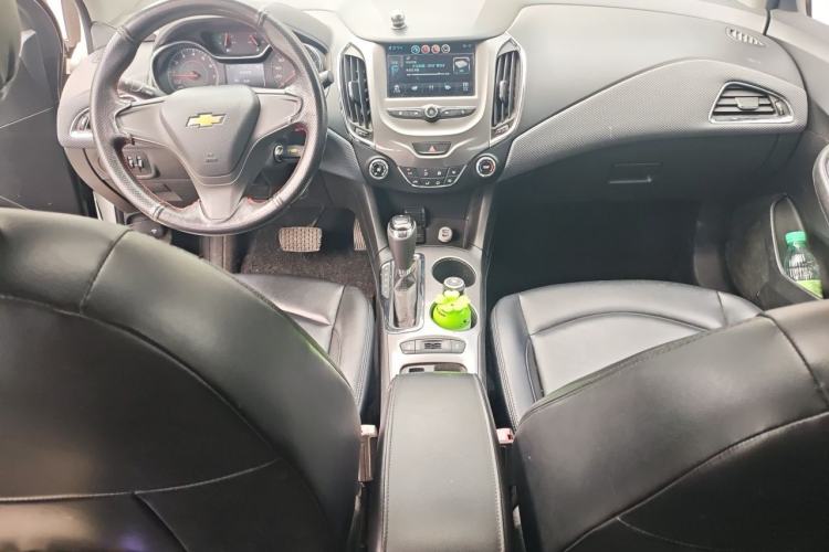 Used Chevrolet Cruze 2017 1.5L Automatic Pioneer Sunroof Edition Audio And AC Panel