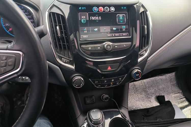 Used Chevrolet Cruze 2017 1.4T Dual-Clutch Xuanfeng Edition Audio And AC Panel