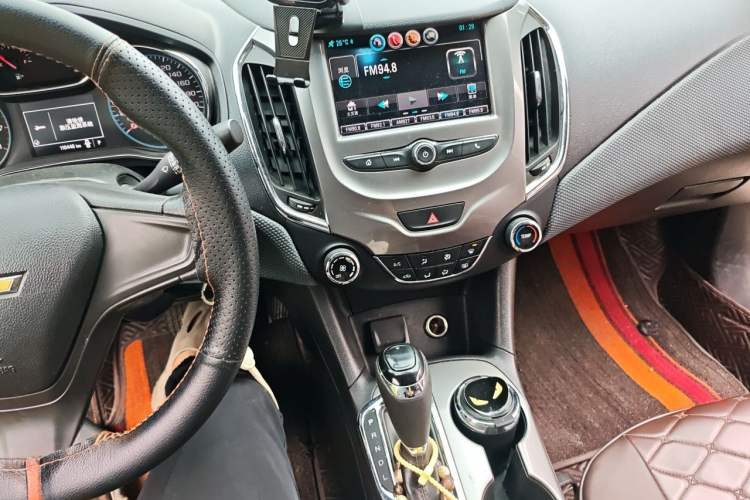 Used Chevrolet Cruze 2017 1.5L Automatic Pioneer Sunroof Edition Audio And AC Panel