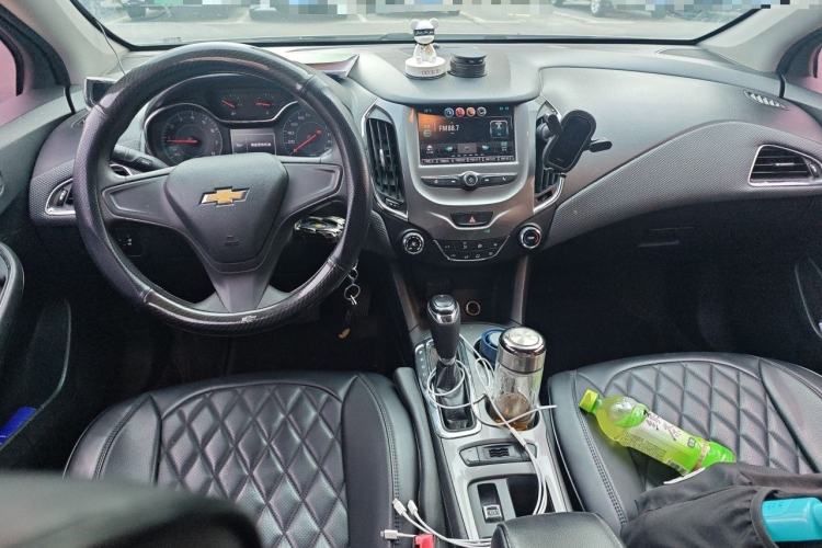 Used Chevrolet Cruze 2017 1.5L Automatic Pioneer Sunroof Edition Center Console
