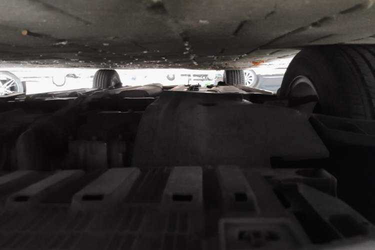 Used Chevrolet Cruze 2017 1.5L Hatchback Automatic Pioneer Sunroof Edition Chassis Front