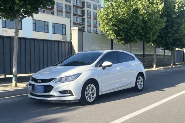 Used Chevrolet Cruze 2017 1.5L Hatchback Automatic Xuanfeng Edition