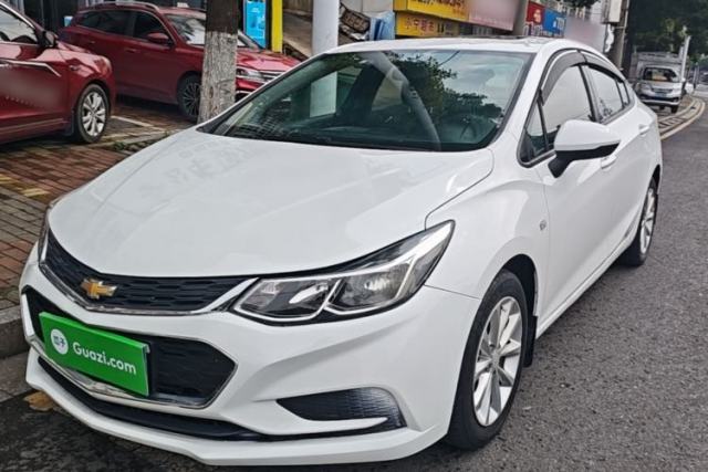 Used Chevrolet Cruze 2017 1.5L Automatic Pioneer Sunroof Edition