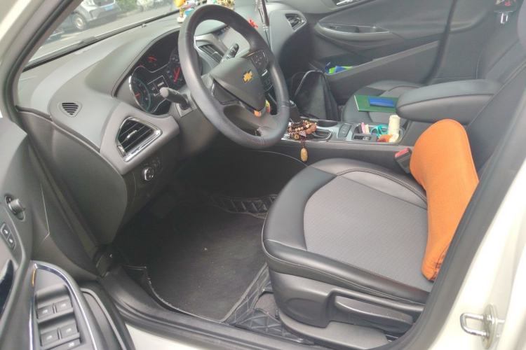 Used Chevrolet Cruze 2017 1.5L Hatchback Automatic Xuanfeng Edition Driver Seat