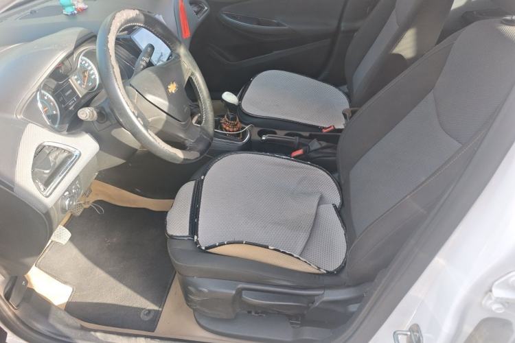 Used Chevrolet Cruze 2017 1.5L Manual Pioneer Edition Driver Seat