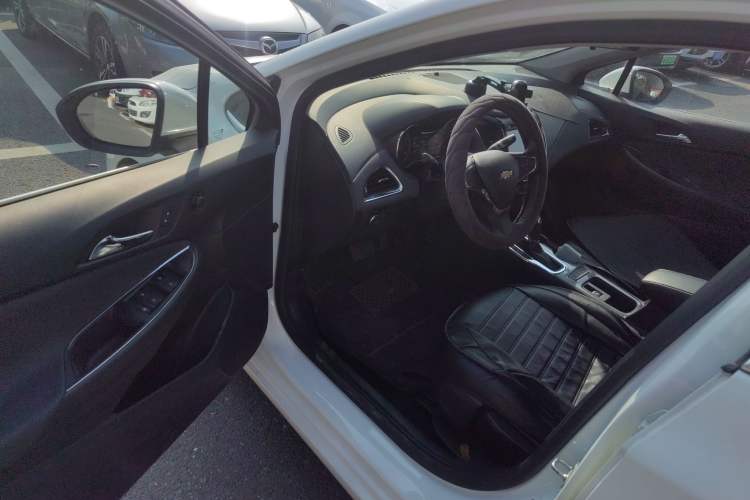 Used Chevrolet Cruze 2017 1.5L Automatic Xuanfeng Edition Driver Seat