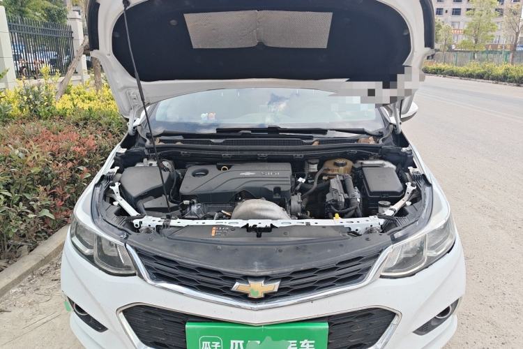 Used Chevrolet Cruze 2017 1.5L Manual Xuanfeng Edition Engine Bay