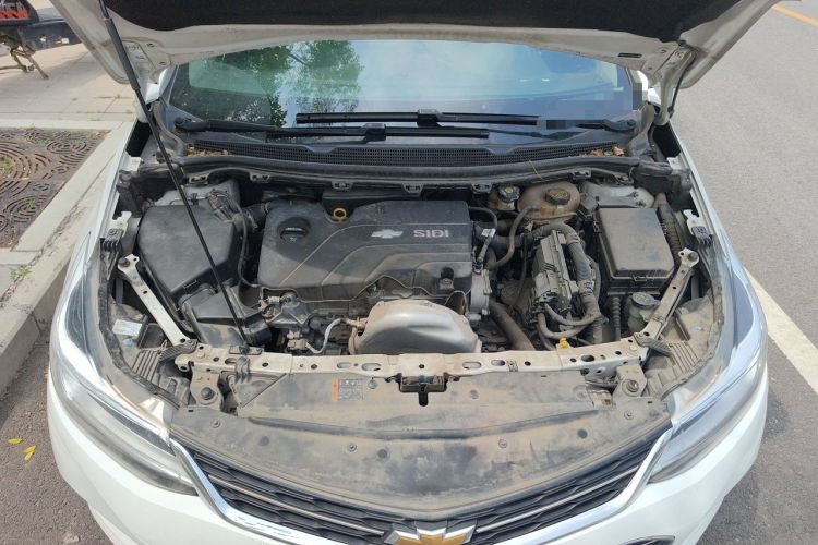 Used Chevrolet Cruze 2017 1.5L Automatic Pioneer Sunroof Edition Engine Bay