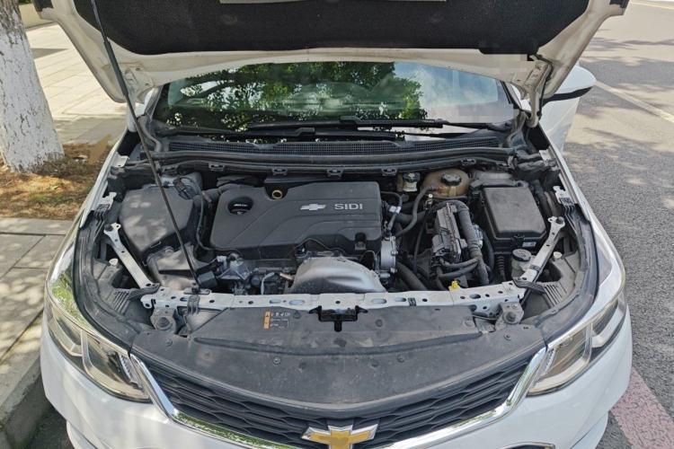 Used Chevrolet Cruze 2017 1.5L Hatchback Automatic Xuanfeng Edition Engine Bay