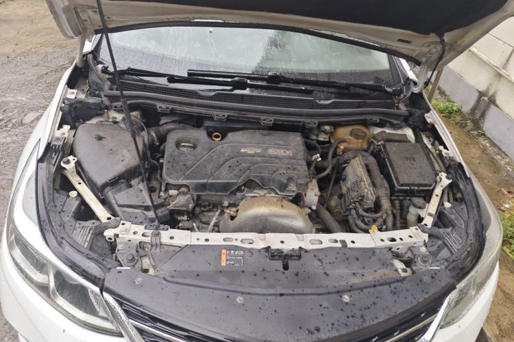 Used Chevrolet Cruze 2017 1.5L Automatic Pioneer Sunroof Edition Engine Bay