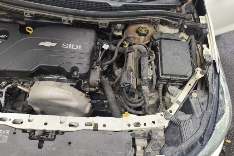 Used Chevrolet Cruze 2017 1.5L Automatic Pioneer Sunroof Edition Engine Bay Left