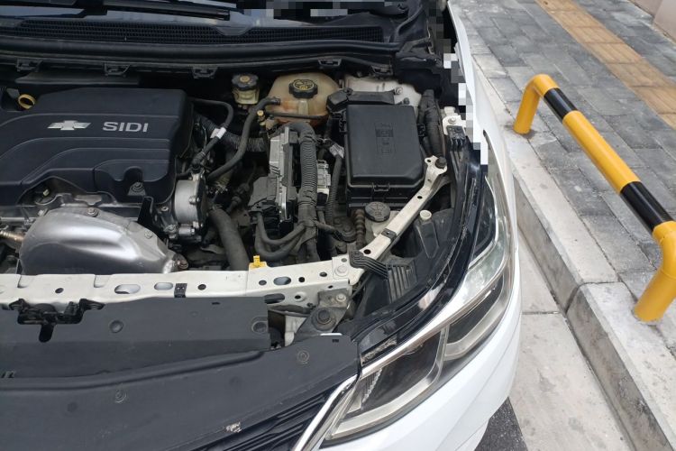 Used Chevrolet Cruze 2017 1.5L Automatic Pioneer Sunroof Edition Engine Bay Left