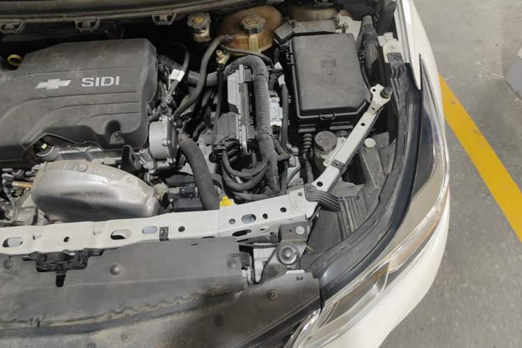 Used Chevrolet Cruze 2017 1.5L Automatic Pioneer Sunroof Edition Engine Bay Left