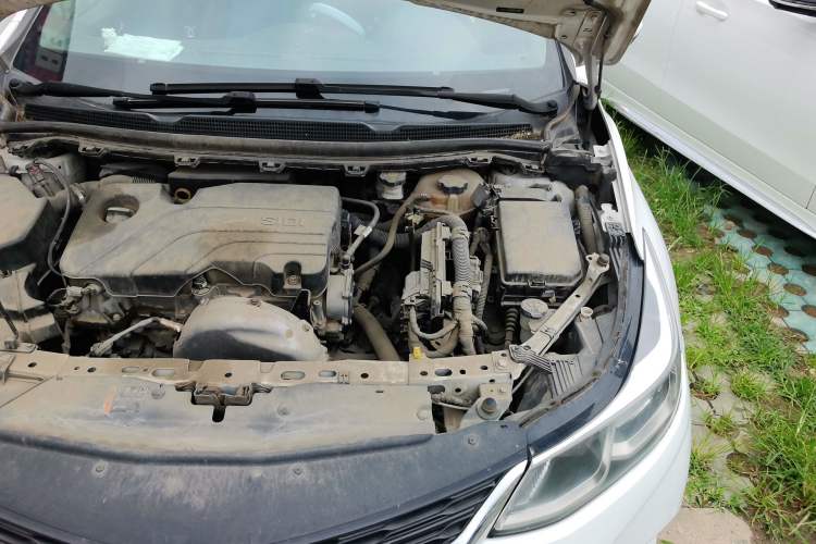 Used Chevrolet Cruze 2017 1.5L Automatic Pioneer Sunroof Edition Engine Bay Left