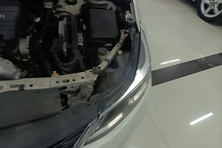 Used Chevrolet Cruze 2017 1.5L Automatic Xuanfeng Edition Engine Bay Left