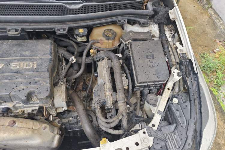 Used Chevrolet Cruze 2017 1.5L Automatic Pioneer Sunroof Edition Engine Bay Left